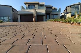 Best Custom Driveway Design  in Syracuse, UT